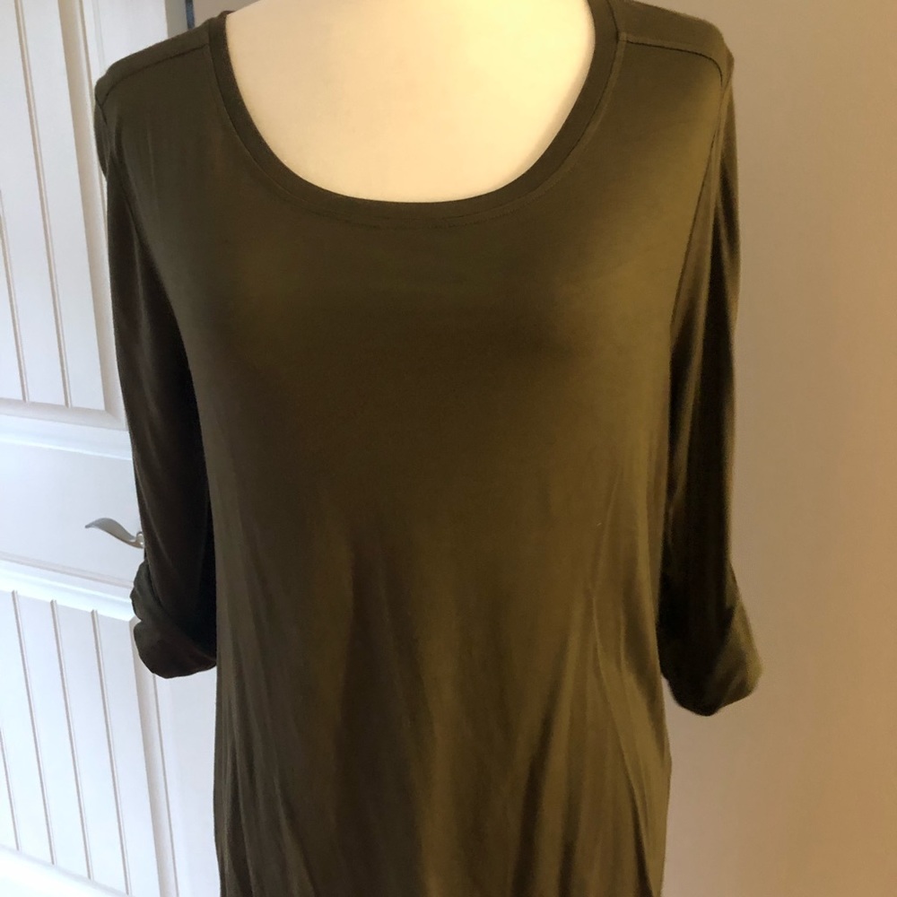 Top. Olive color   Cable & Gauge